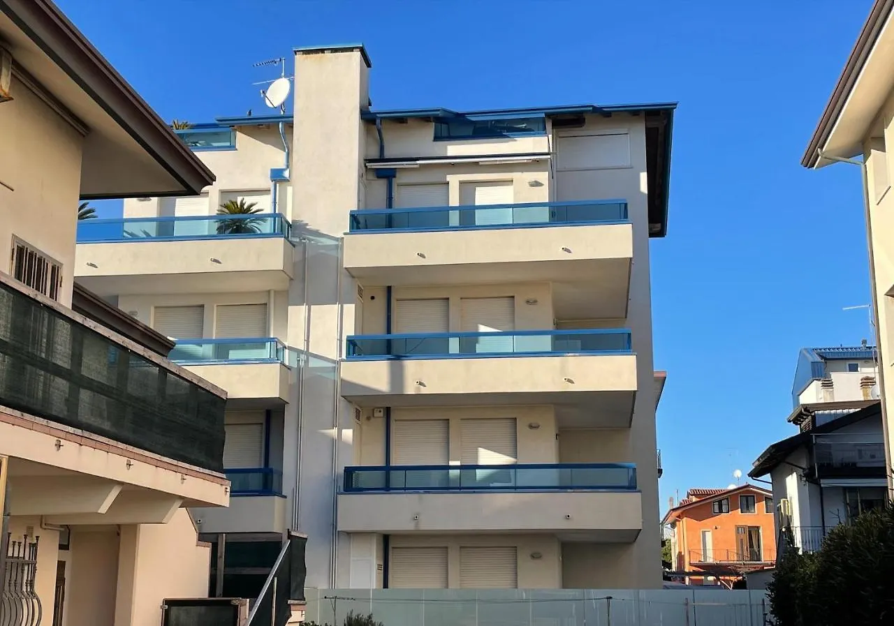 Appartamento Elisa Carraro Immobiliare - Family Apartments リド・ディ・イエゾロ